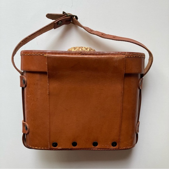 Vintage Structured Leather Bag - Picture 2 of 9